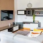 Axi Living Porto Premium